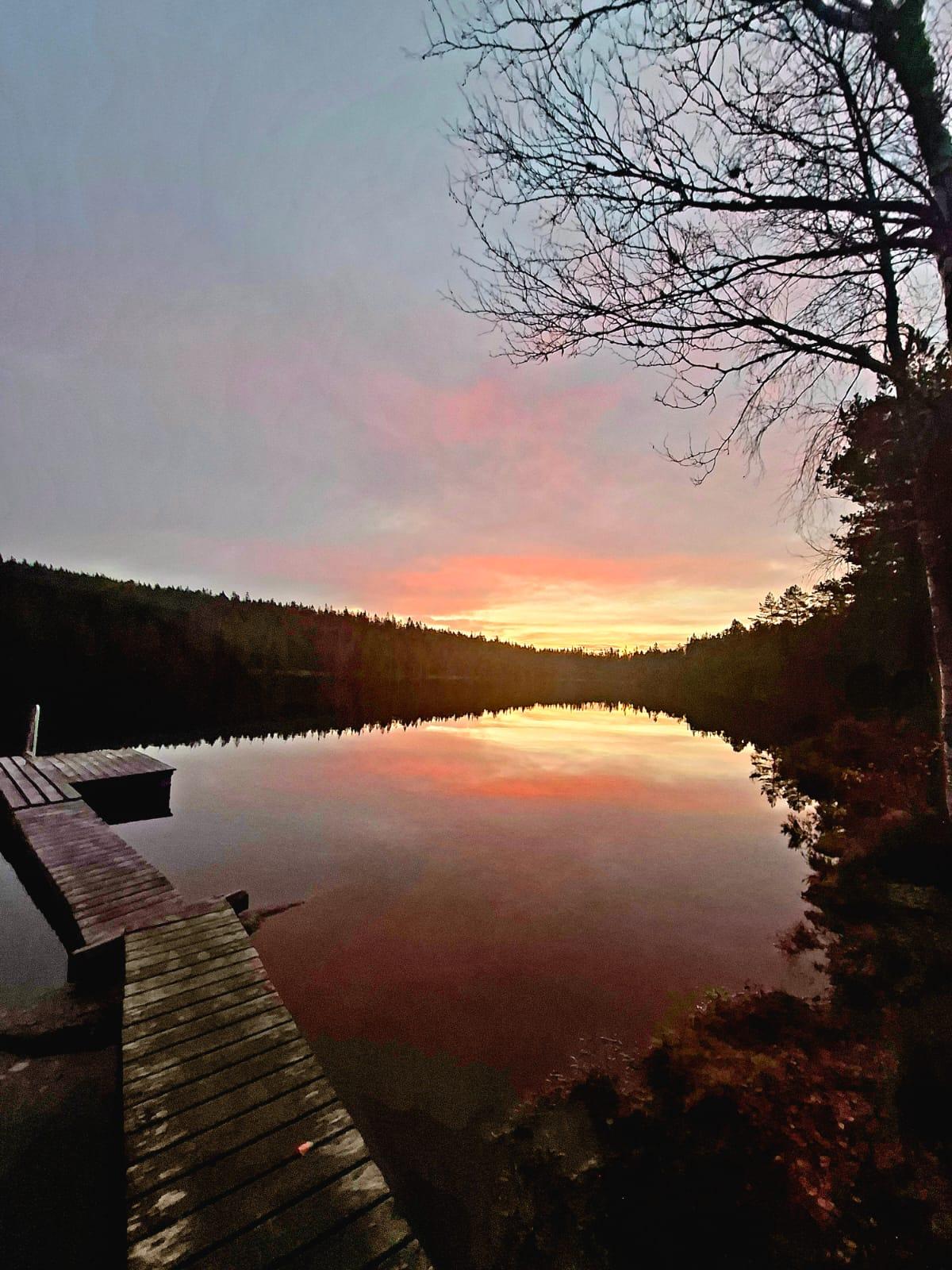 Idyllsk ved Kobberhaugshytta foto Mari Galaasen.jpg